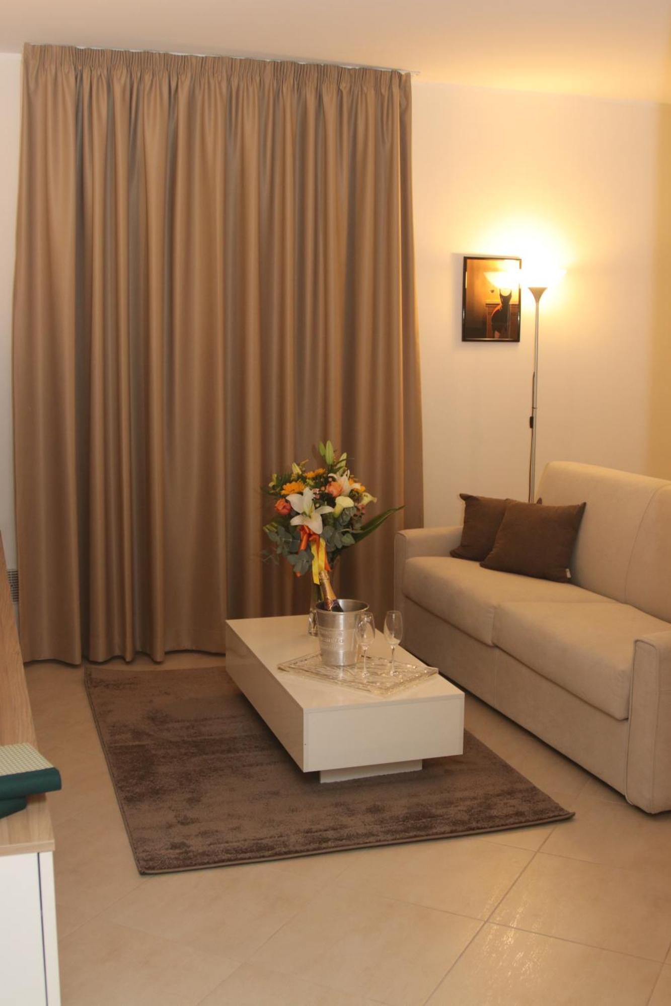 Apartamento Dimoraviapiadue Savona Exterior foto